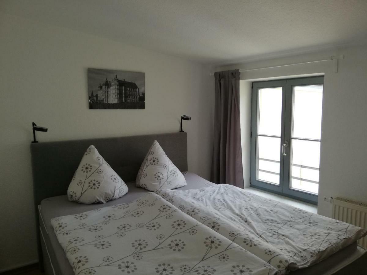 Pension Am Pferdemarkt Гюстров Экстерьер фото